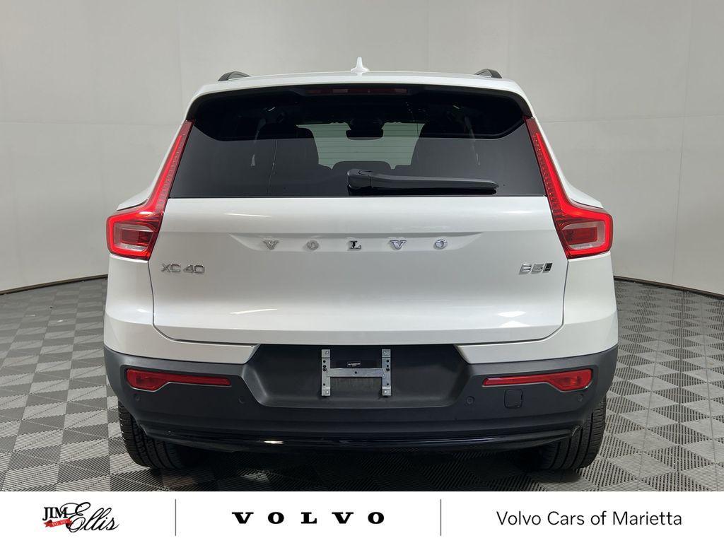 used 2025 Volvo XC40 car, priced at $37,214