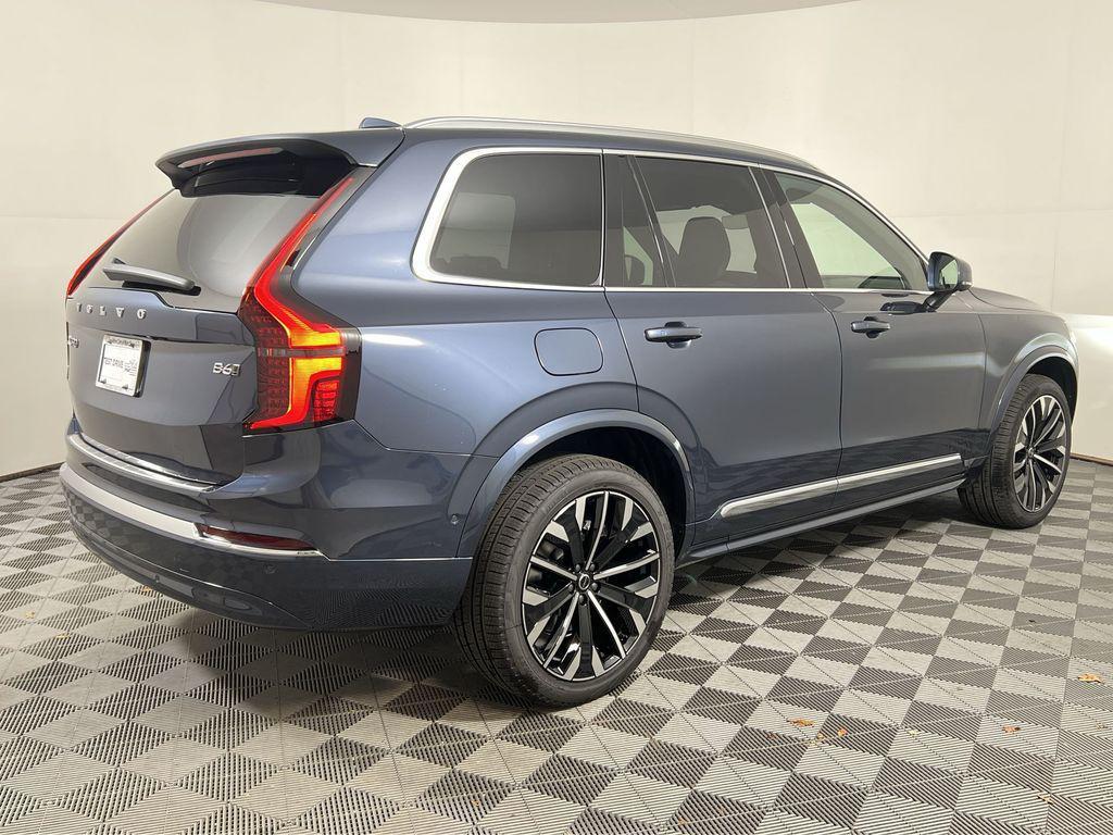 new 2026 Volvo XC90 car, priced at $71,825