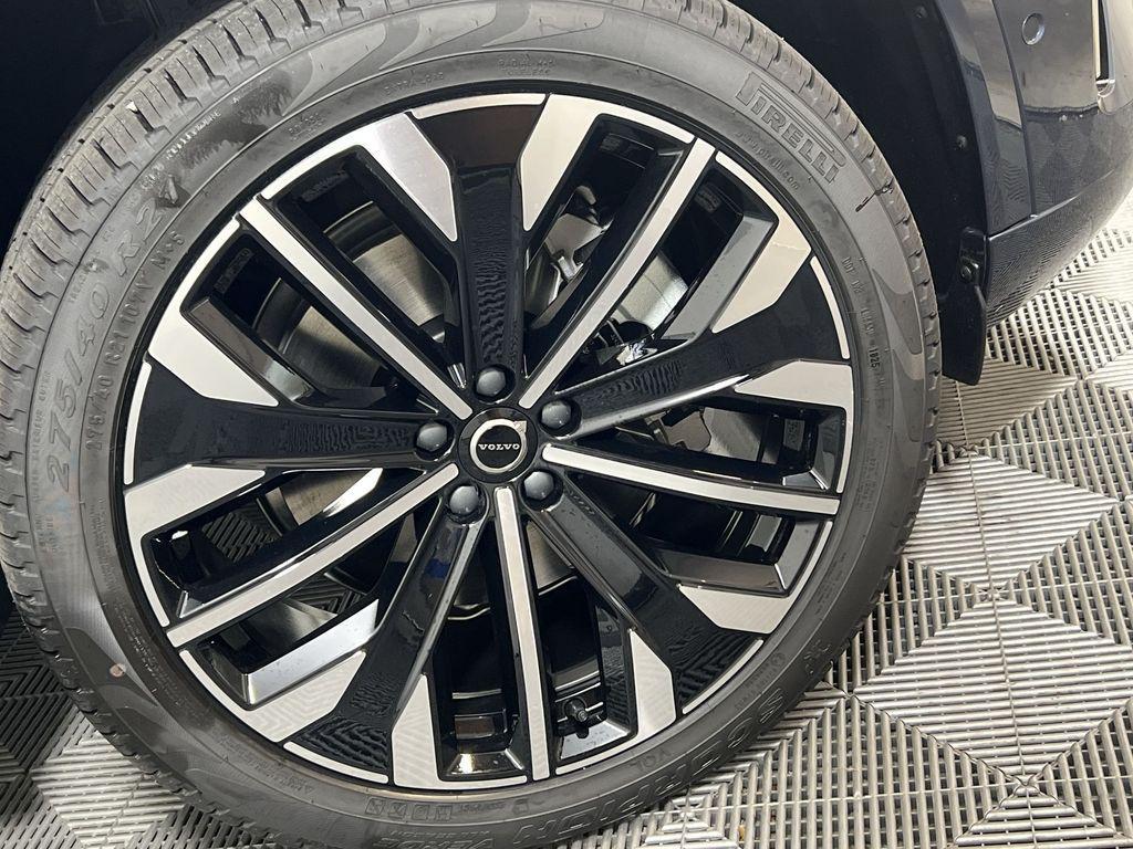 new 2026 Volvo XC90 car, priced at $71,825