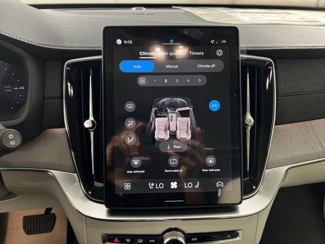 new 2026 Volvo XC90 Plug-In Hybrid car, priced at $85,625