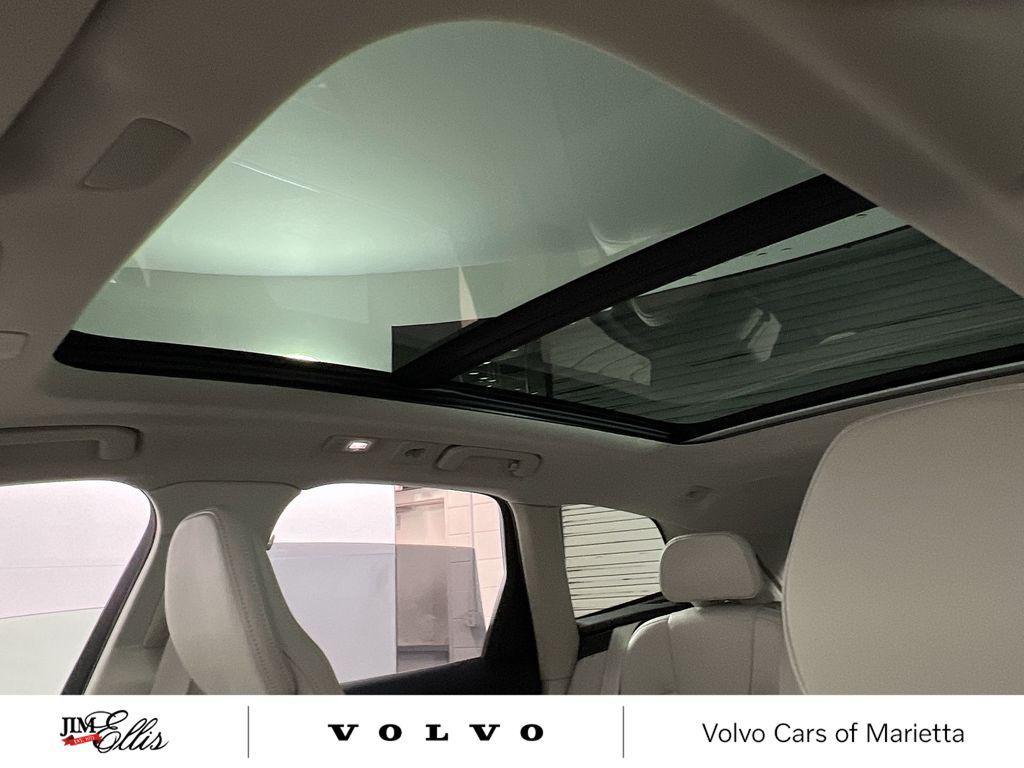 new 2026 Volvo XC60 car, priced at $62,935