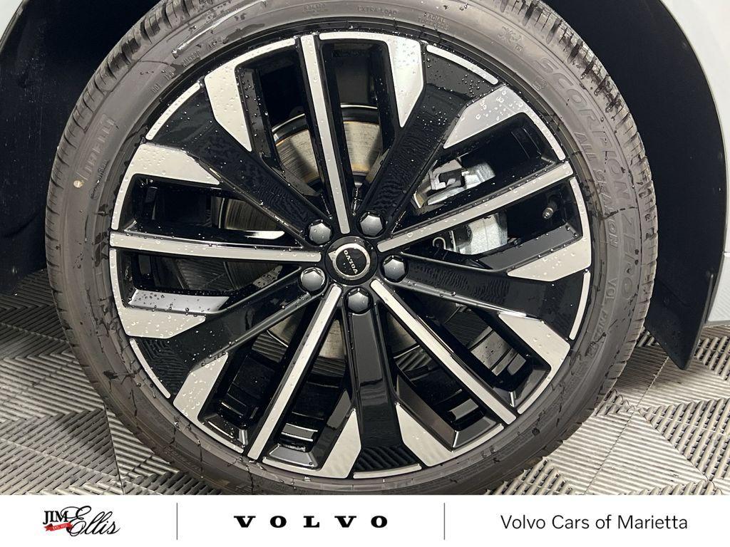 new 2026 Volvo XC60 car, priced at $62,935
