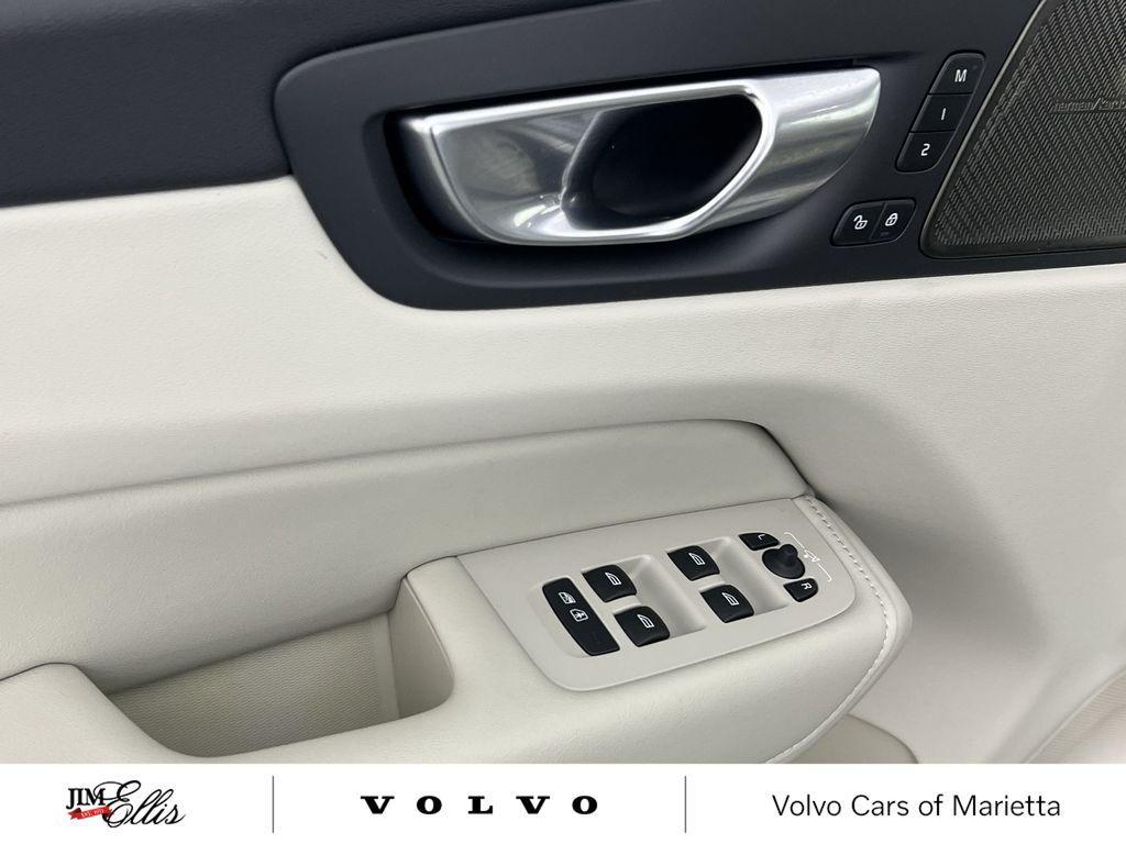 new 2026 Volvo XC60 car, priced at $62,935