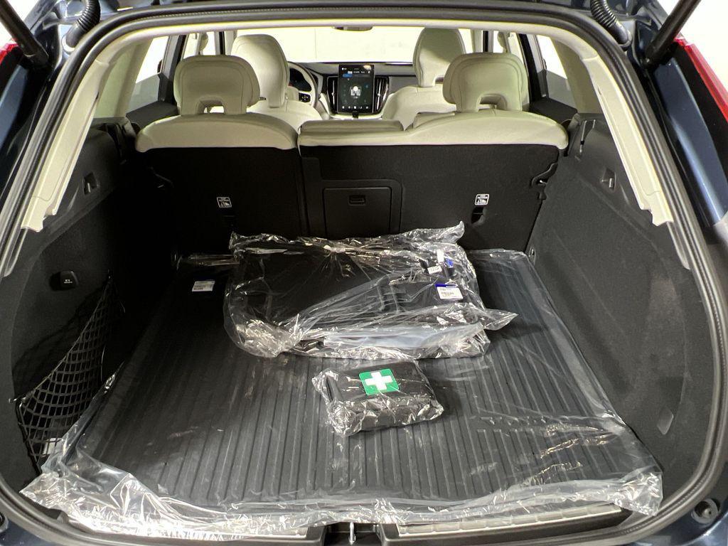 new 2026 Volvo XC60 car