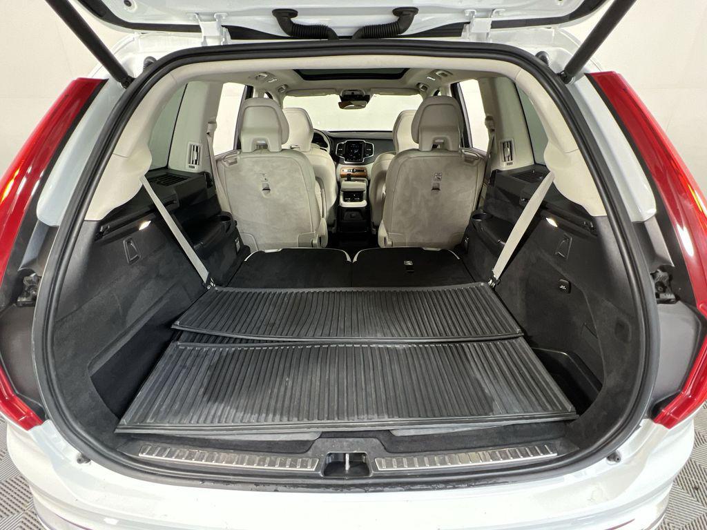 used 2022 Volvo XC90 Recharge Plug-In Hybrid car, priced at $40,899