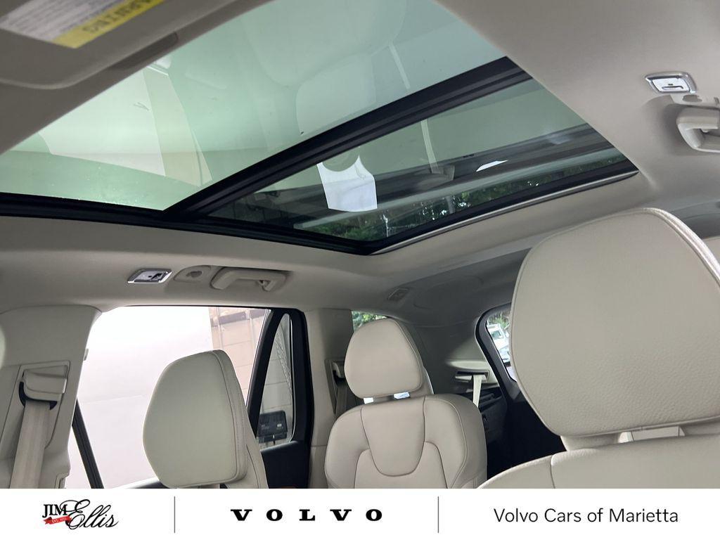 used 2022 Volvo XC90 Recharge Plug-In Hybrid car, priced at $42,487