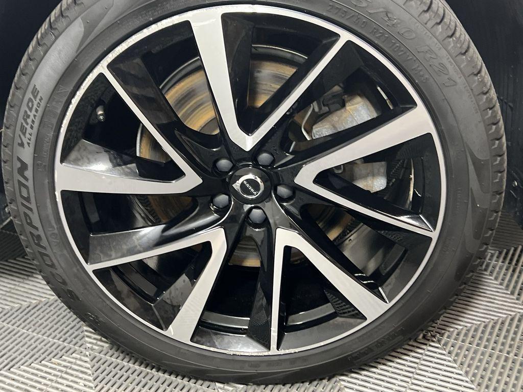 used 2022 Volvo XC90 Recharge Plug-In Hybrid car, priced at $40,899