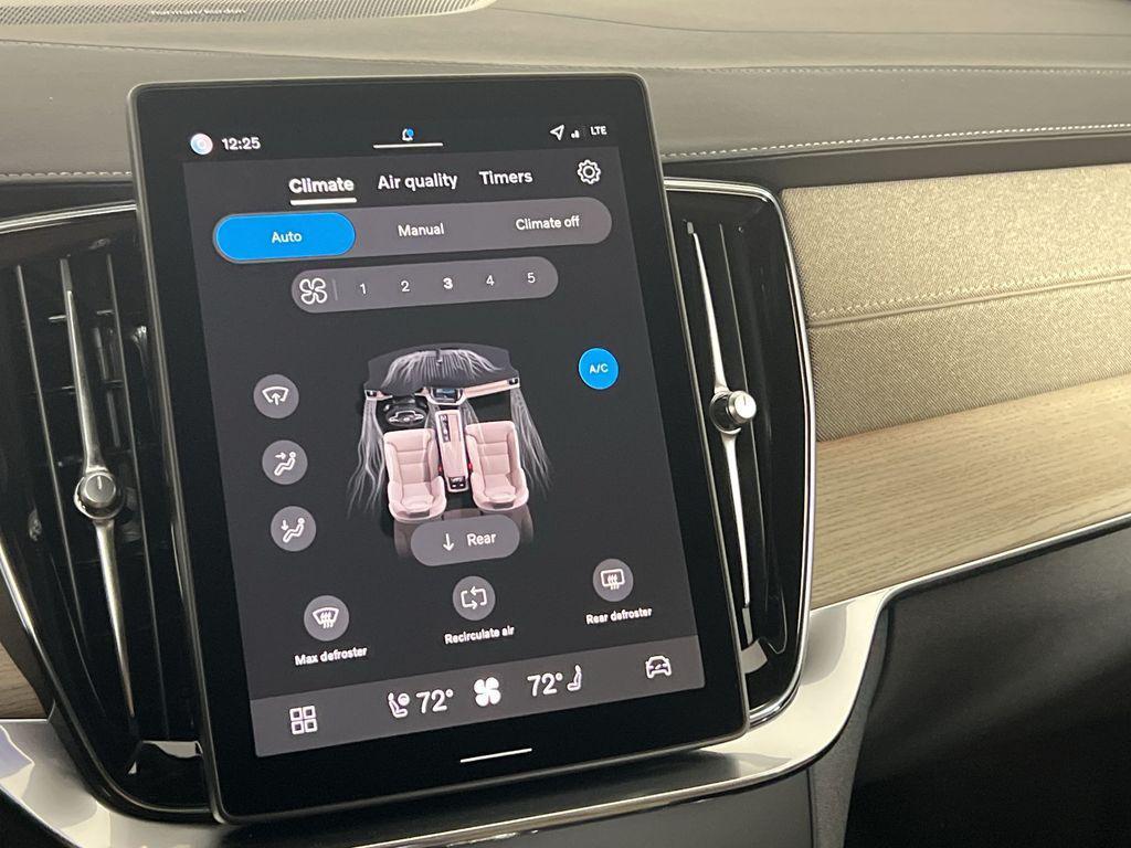 new 2026 Volvo XC90 car
