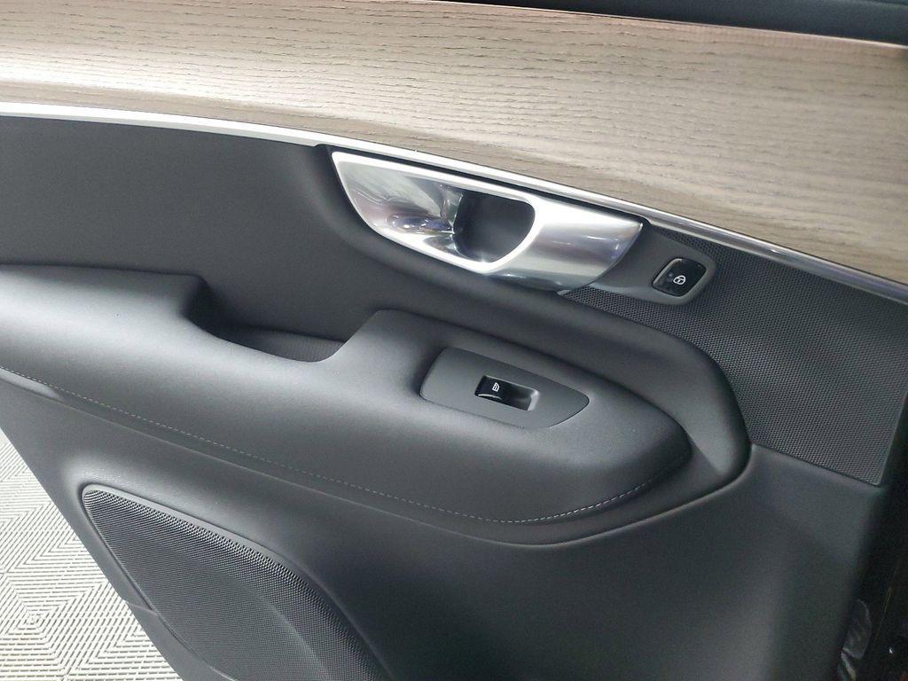 new 2025 Volvo XC90 Plug-In Hybrid car, priced at $66,487