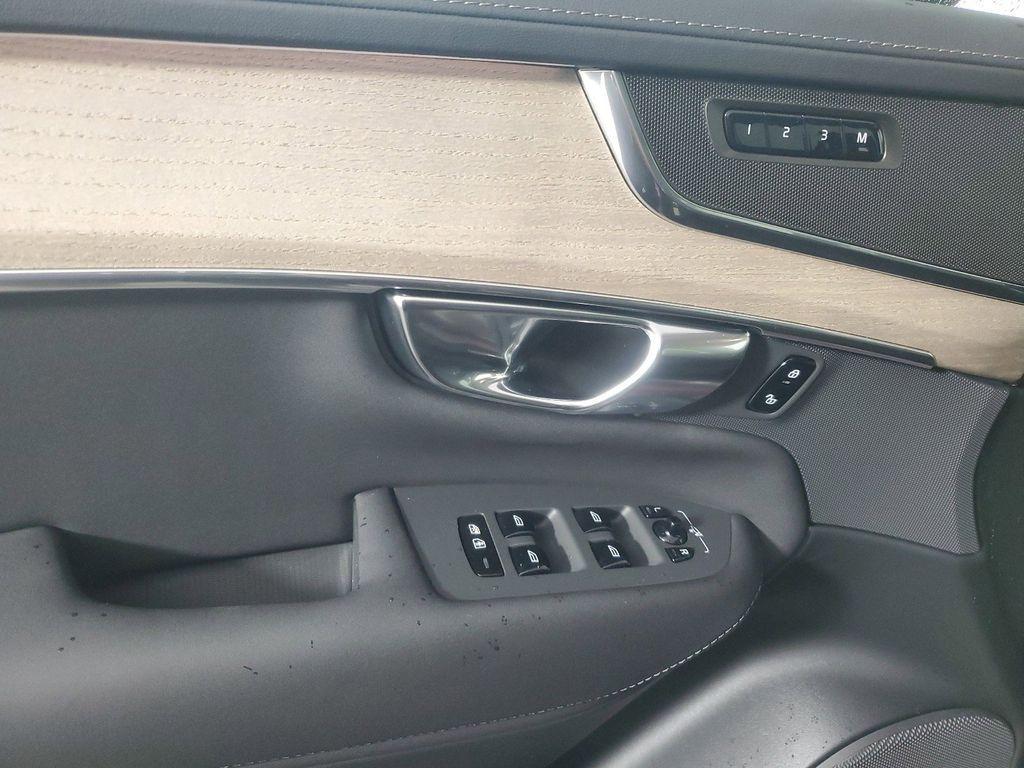 new 2025 Volvo XC90 Plug-In Hybrid car, priced at $66,487