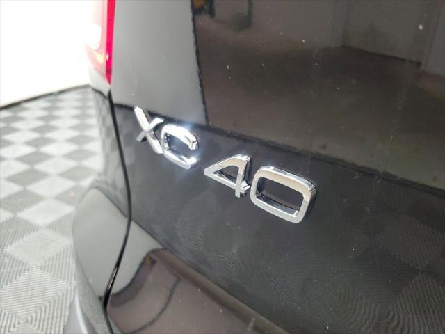 new 2025 Volvo XC40 car, priced at $45,035