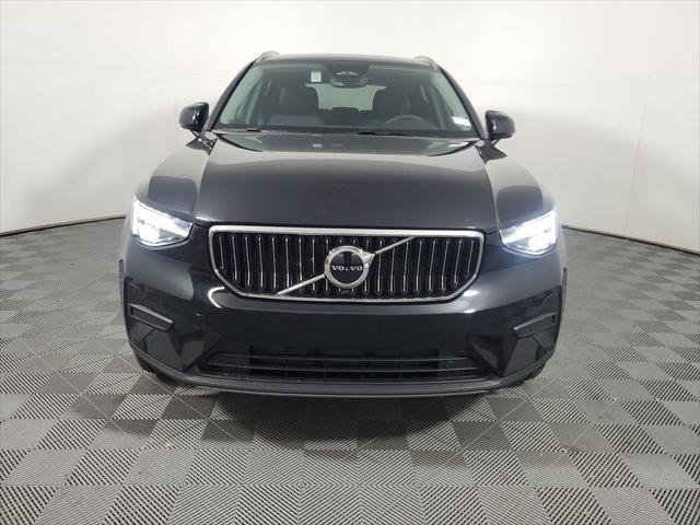 new 2025 Volvo XC40 car, priced at $45,035