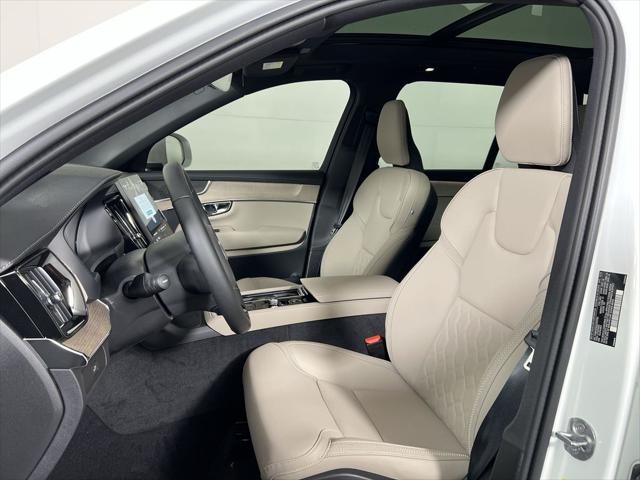 new 2025 Volvo XC90 car, priced at $59,725