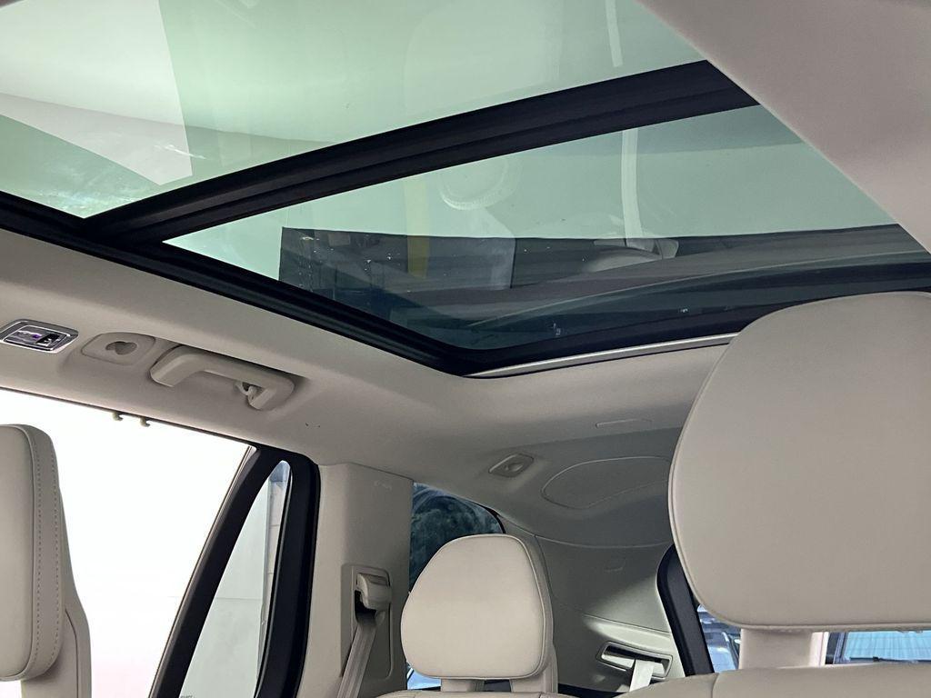 used 2022 Volvo XC90 car, priced at $40,485