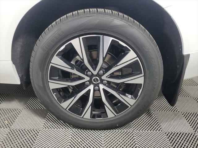 new 2025 Volvo XC60 car, priced at $49,545