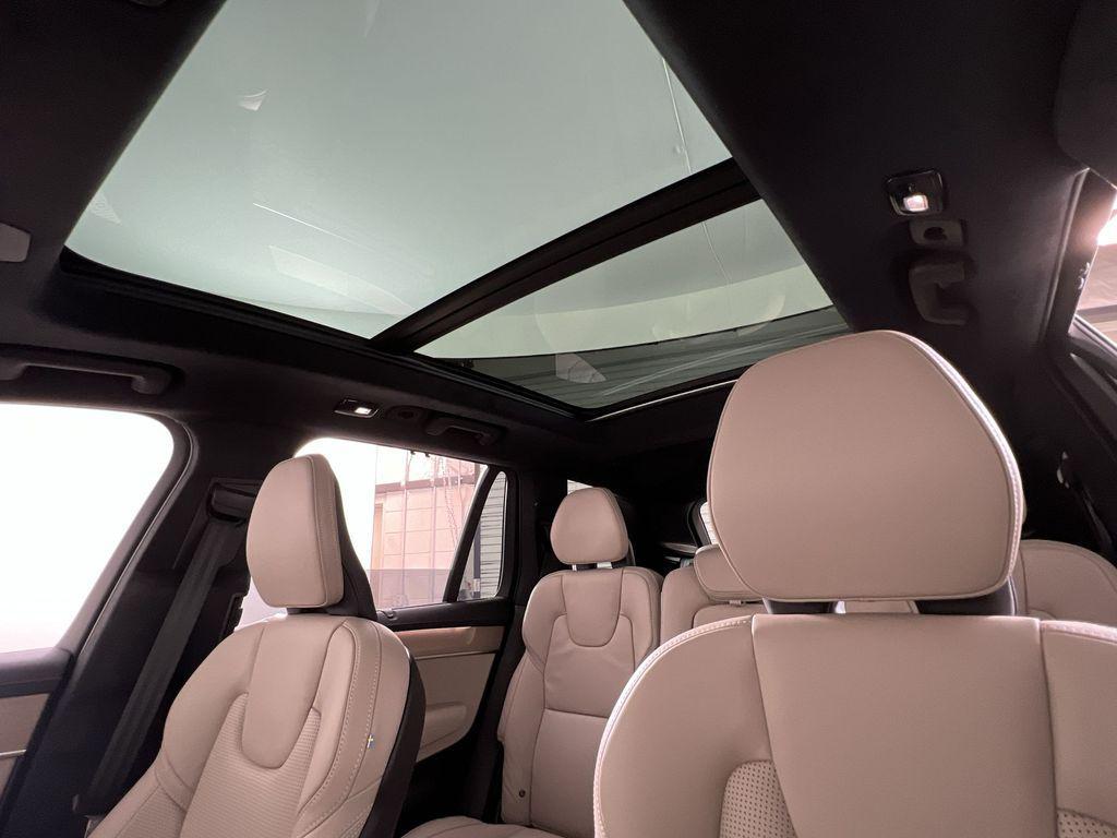 new 2026 Volvo XC90 car, priced at $79,875