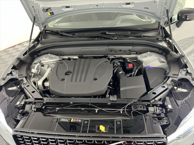 new 2025 Volvo XC60 car, priced at $49,895