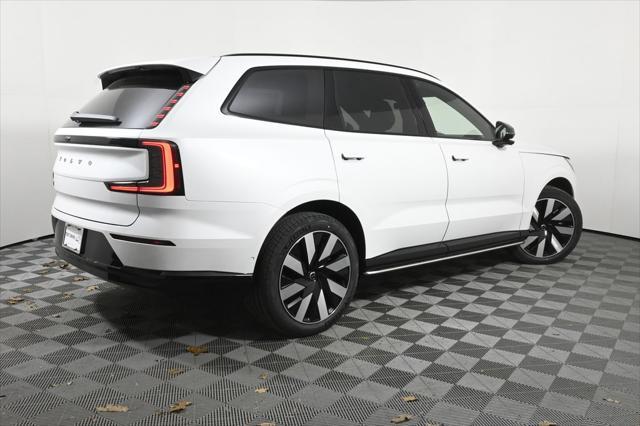 new 2025 Volvo EX90 car, priced at $92,275