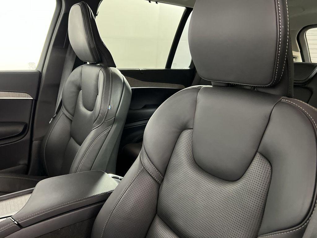 used 2022 Volvo XC90 car, priced at $40,884