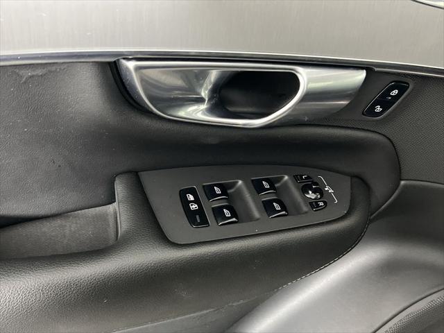 used 2022 Volvo XC90 car, priced at $38,900
