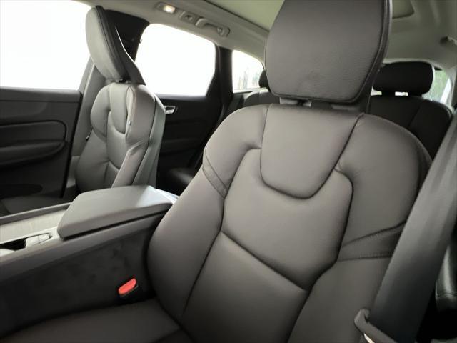 new 2025 Volvo XC60 car, priced at $55,360
