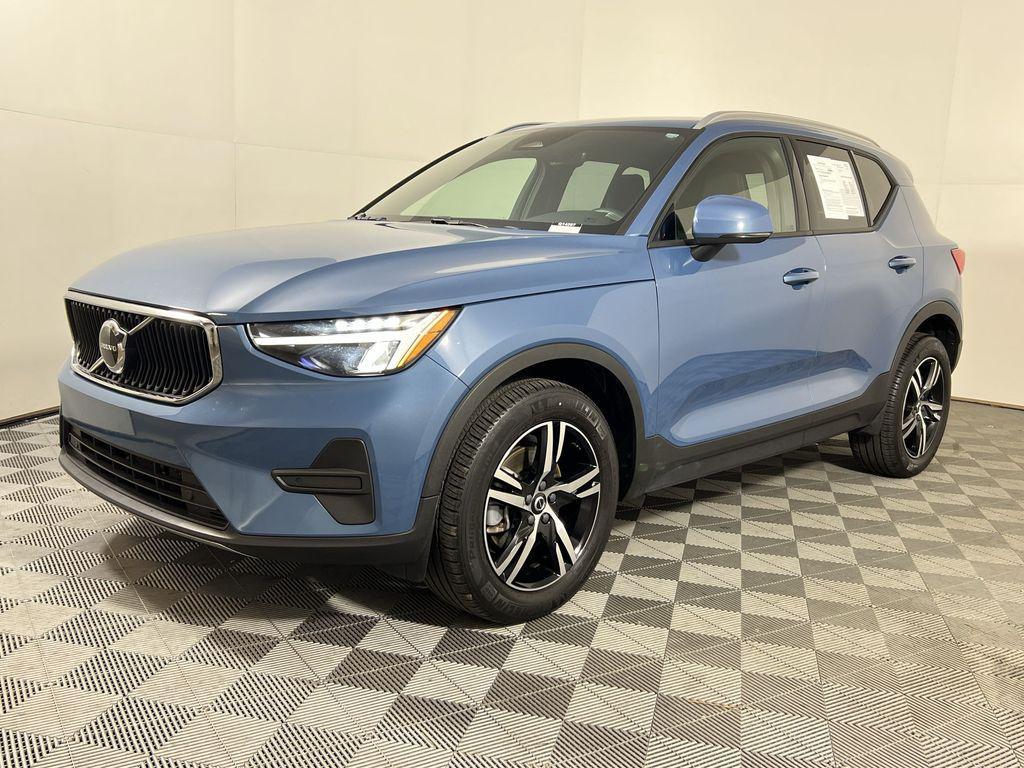 used 2023 Volvo XC40 car, priced at $25,560