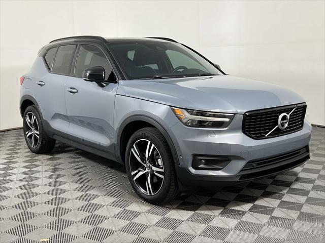 used 2022 Volvo XC40 car, priced at $28,300