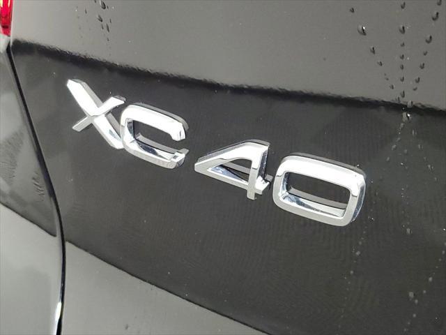 new 2025 Volvo XC40 car, priced at $48,800