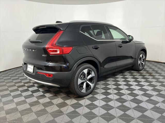 new 2025 Volvo XC40 car, priced at $44,485