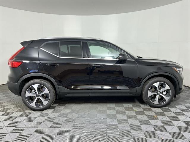 new 2025 Volvo XC40 car, priced at $44,485