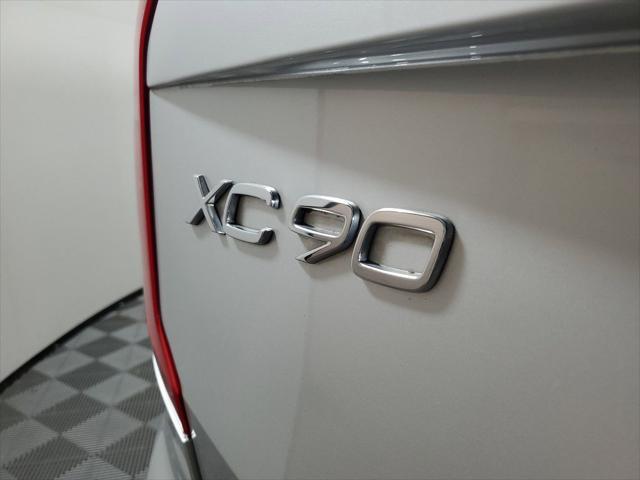 used 2022 Volvo XC90 Recharge Plug-In Hybrid car, priced at $43,500