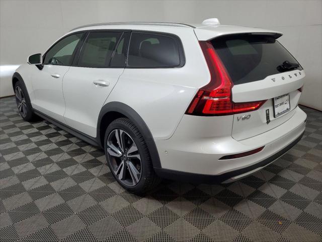 new 2024 Volvo V60 Cross Country car, priced at $53,760