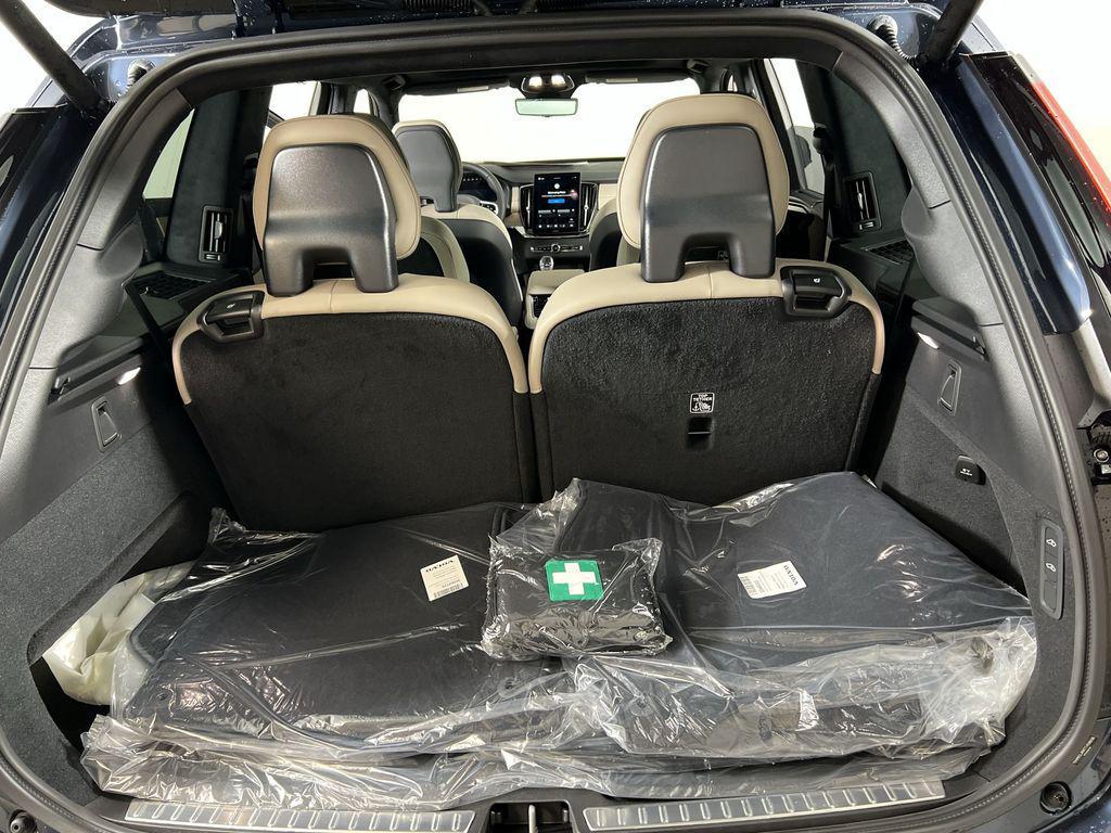 new 2026 Volvo XC90 car, priced at $81,605