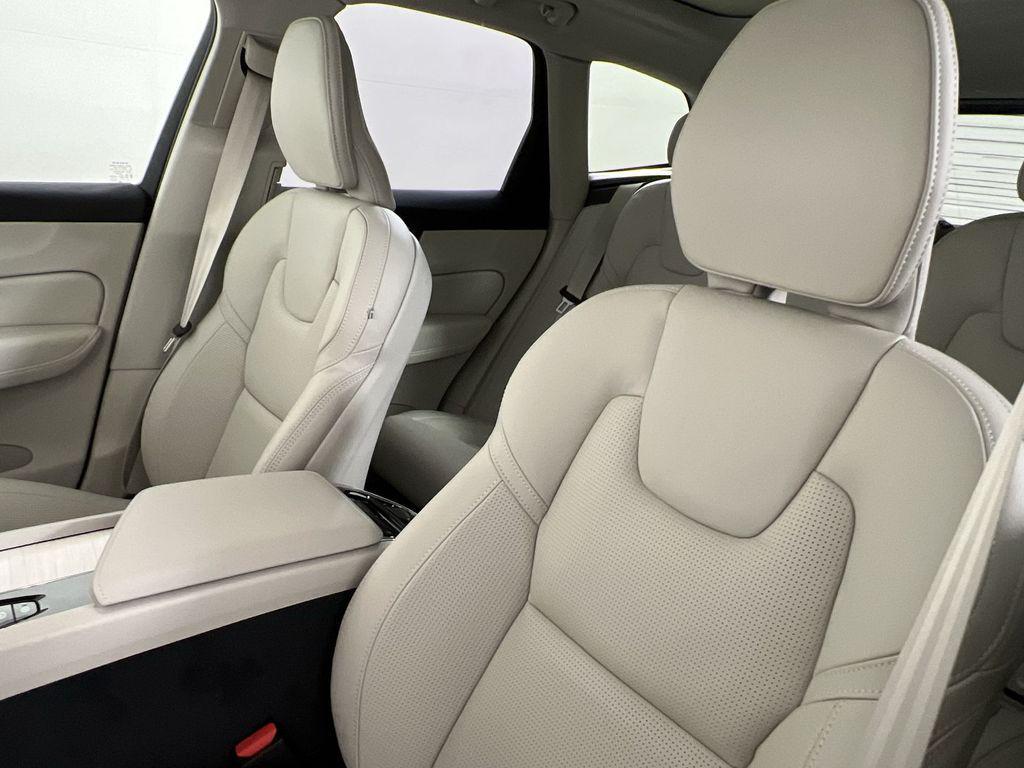 new 2026 Volvo XC60 car
