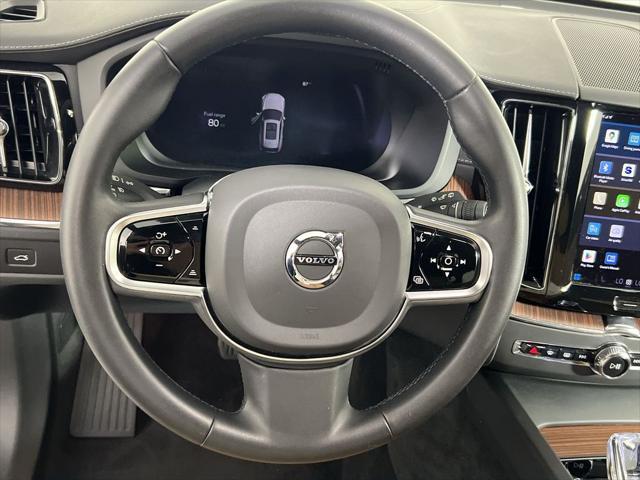 used 2023 Volvo XC60 car, priced at $40,600