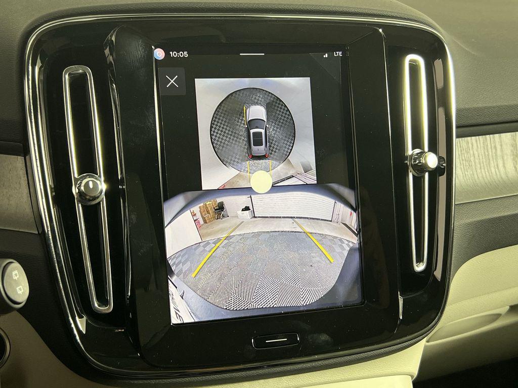 new 2026 Volvo XC40 car