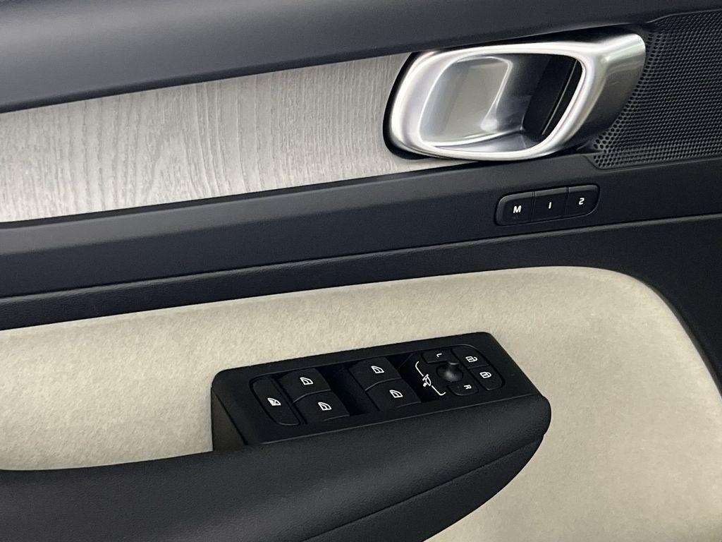 new 2026 Volvo XC40 car