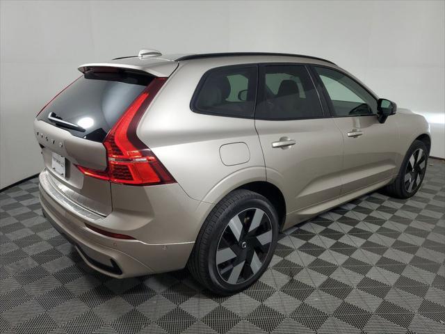 used 2024 Volvo XC60 Recharge Plug-In Hybrid car, priced at $45,500