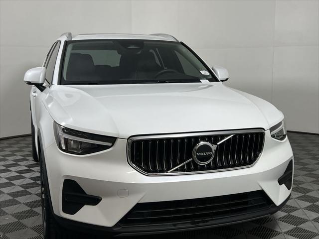 used 2025 Volvo XC40 car, priced at $37,600