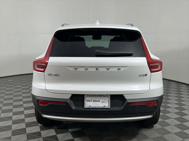 used 2025 Volvo XC40 car, priced at $37,600