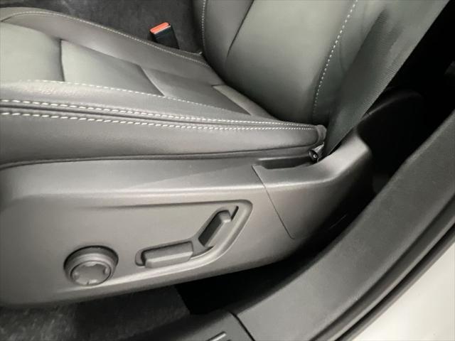 used 2025 Volvo XC40 car, priced at $37,600