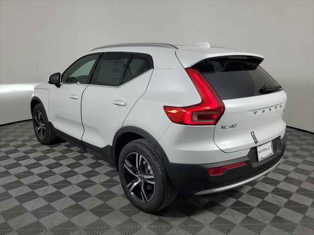 new 2025 Volvo XC40 car, priced at $45,000