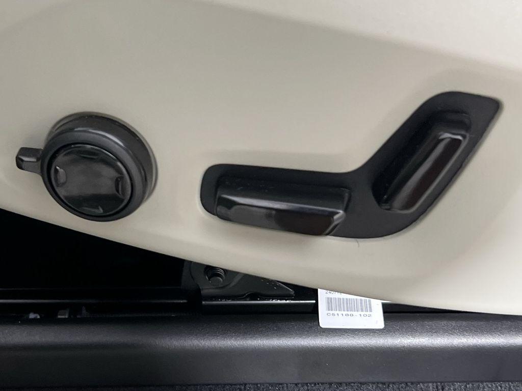 used 2025 Volvo XC90 Plug-In Hybrid car, priced at $64,897