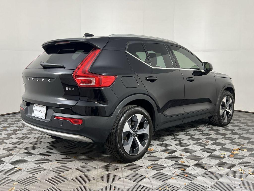 used 2023 Volvo XC40 car, priced at $30,994