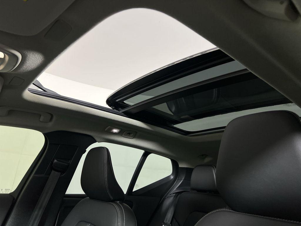 used 2023 Volvo XC40 car, priced at $30,994