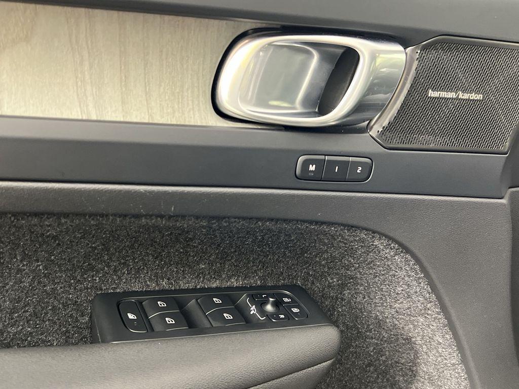 used 2023 Volvo XC40 car, priced at $30,994