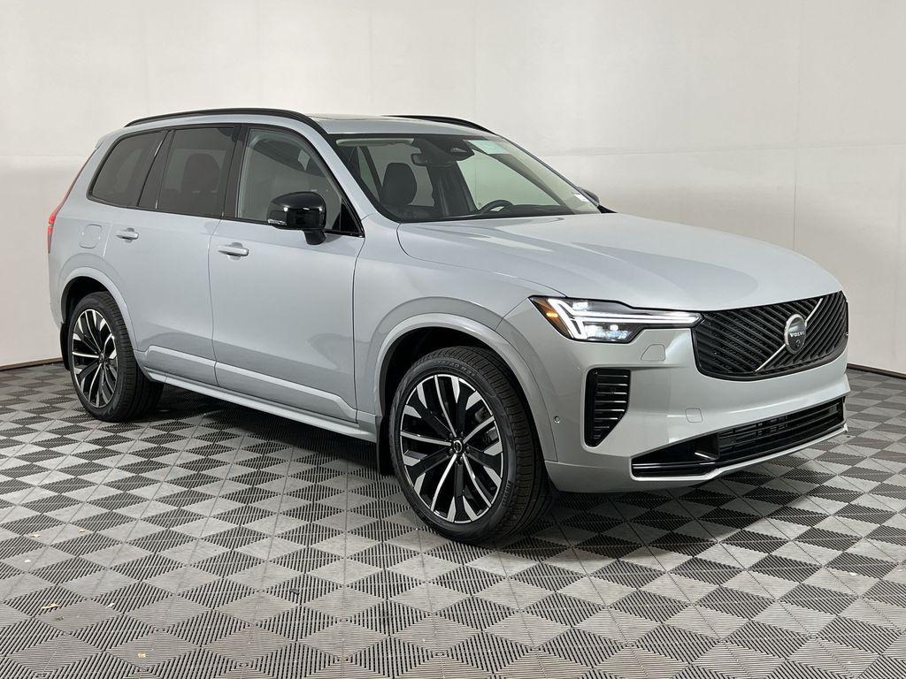 new 2026 Volvo XC90 Plug-In Hybrid car, priced at $91,560