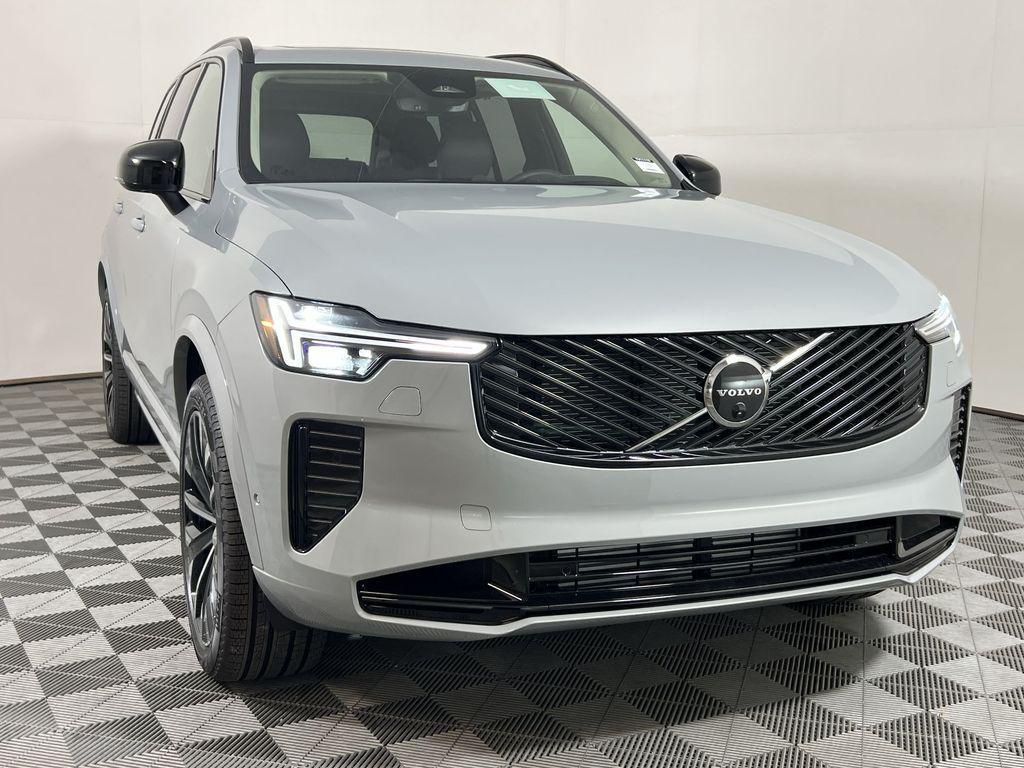 new 2026 Volvo XC90 Plug-In Hybrid car, priced at $91,560