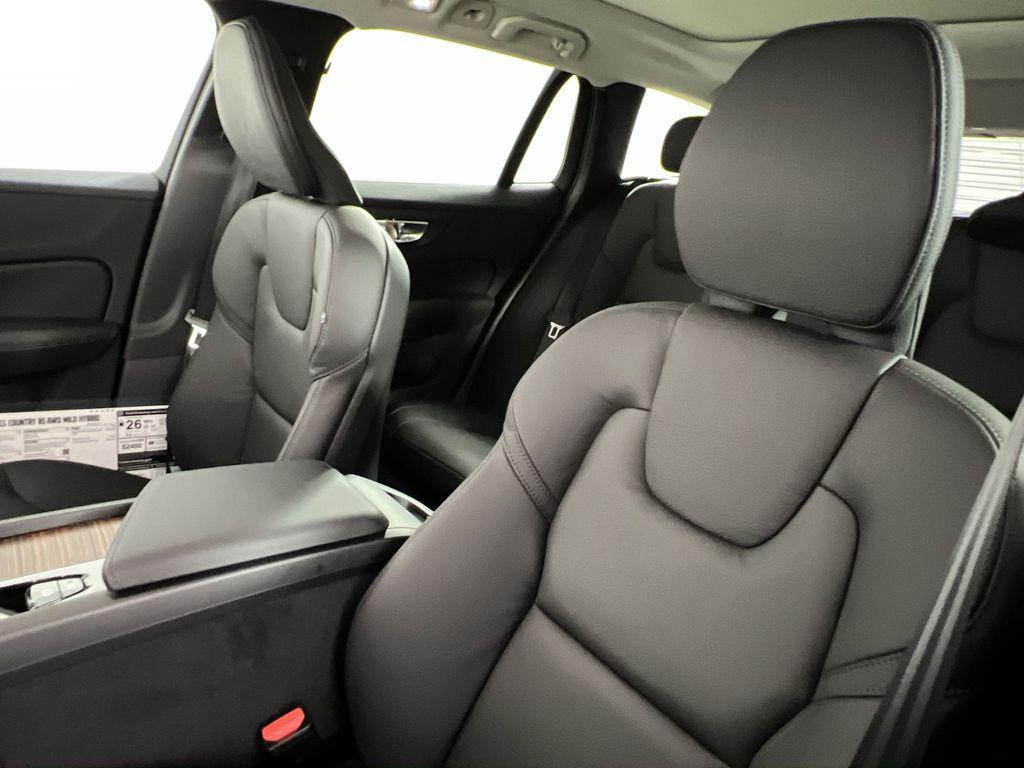 new 2026 Volvo V60 Cross Country car