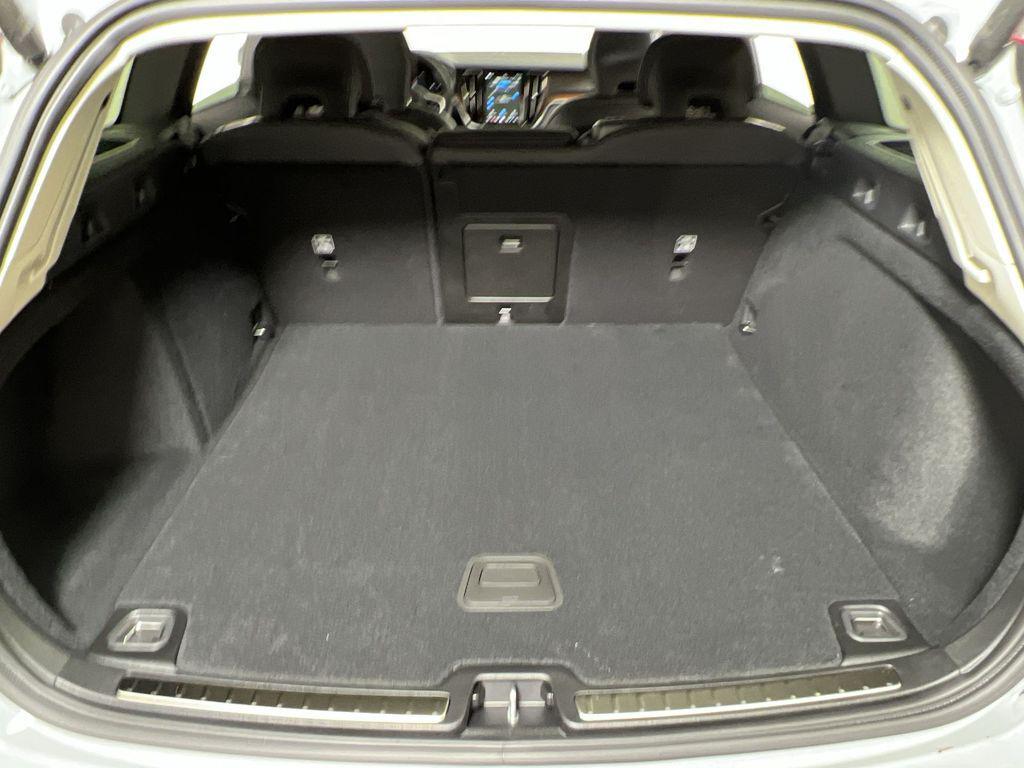 new 2026 Volvo V60 Cross Country car